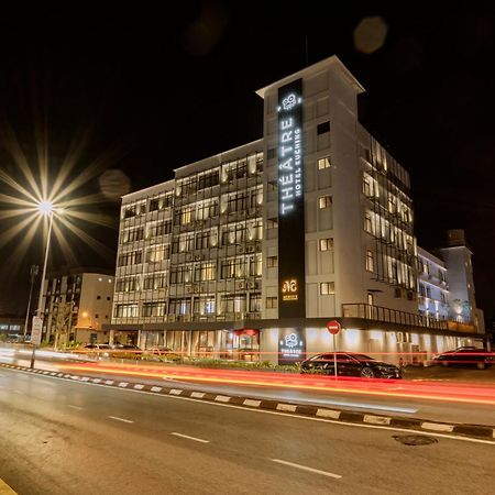 Theatre Hotel Kuching Esterno foto
