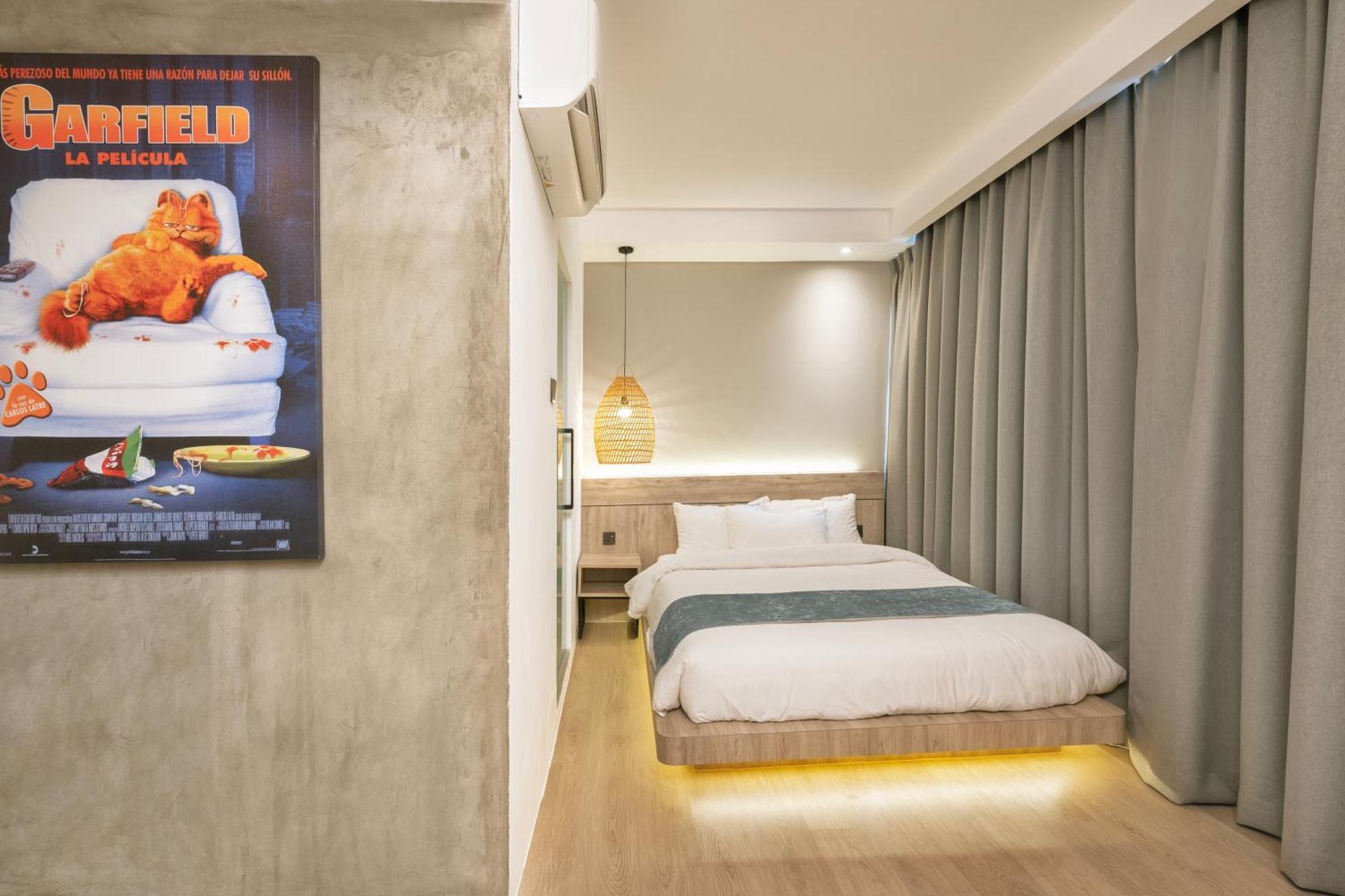 Theatre Hotel Kuching Esterno foto